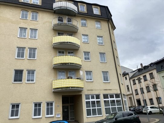 3-Raum Wohnung in zentrumsnaher Lage - 1. OG mit Aufzug und Balkon - optional mit TG-Stellplatz