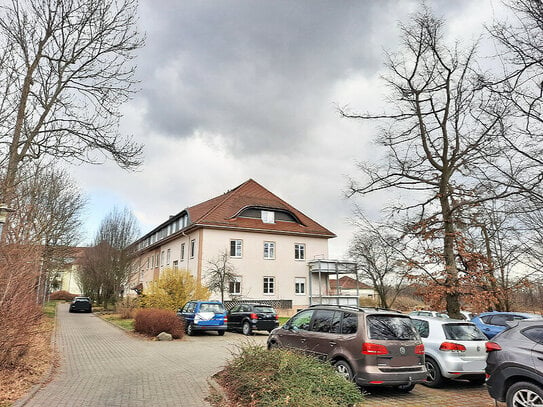 Erdgeschosswohnung mit Balkon in ruhiger Stadtrandlage