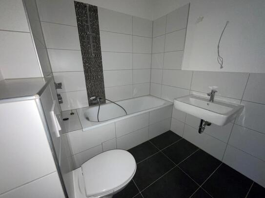 3-Zimmrer Wohnung im Erdgeschoss - Badewanne - Wilhelmshaven - Nähe CIty !!!