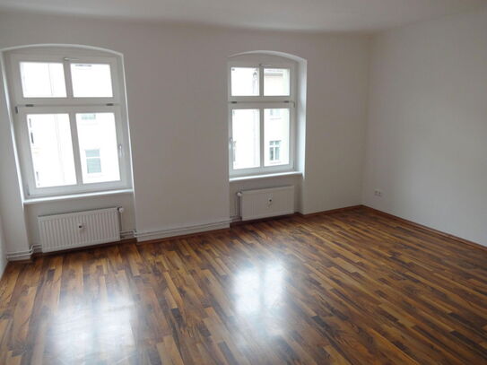 Wohnung 4 Zimmer, Einbauküche, Bad in Kreuzberg