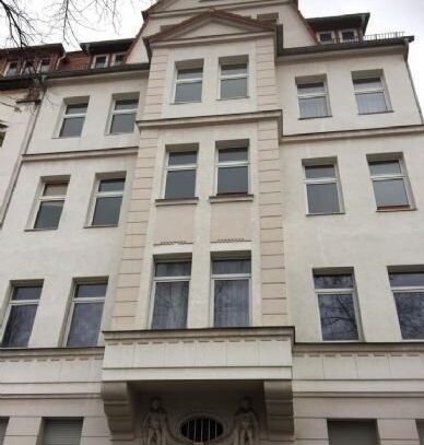 traumhafte 4 Raum Wohnung im Altbau