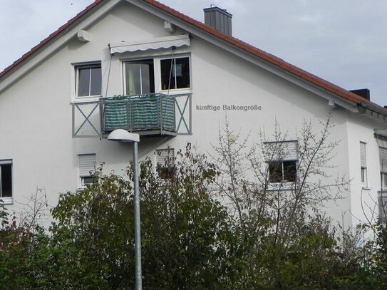 Sehr schöne, großzügige 3 ZKB-DG-Wohnung mit Balkon in Ingolstadt-Südwest