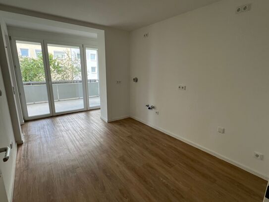 2-Zimmer Wohnung mit großem Balkon!