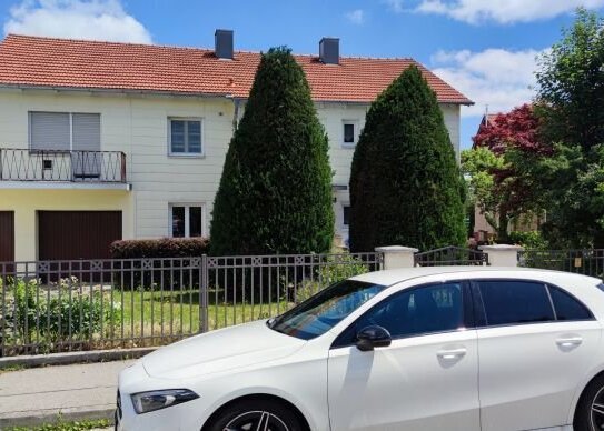 Ansprechende, renovierte Wohnung im Zweifamilienhaus mit großem Obstgarten