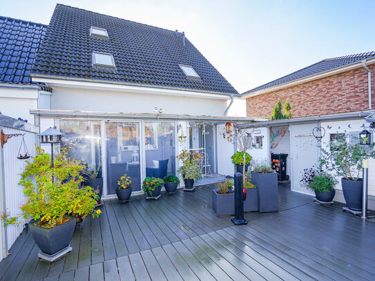 Ihr Traum vom Eigenheim! Doppelhaushälfte mit vielen Möglichkeiten und großer Terrasse!