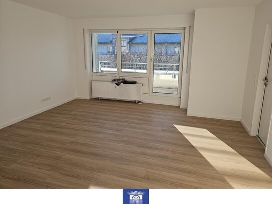 Eindrucksvolle Dachwohnung mit EBK und zwei Terrassen in gepflegter Umgebung!