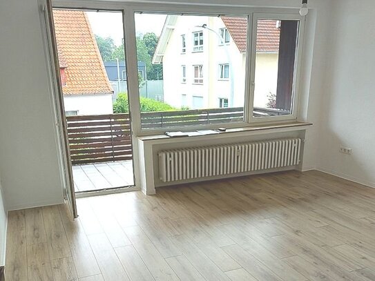 Freundliche 3 Zimmer Wohnung mit Balkon wartet auf Sie