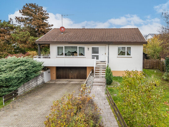 Mühlhausen-Ehingen: Gepflegtes & sonnenverwöhntes Einfamilienhaus im Bungalow-Stil