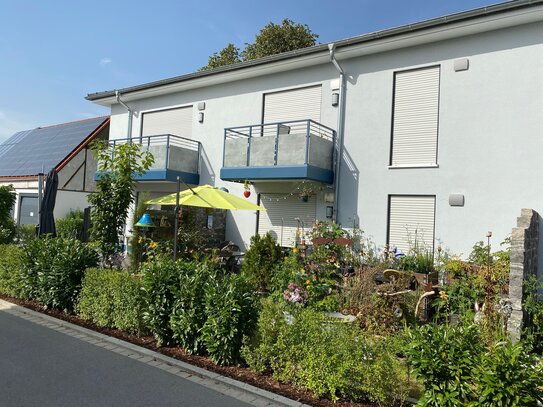 Freundliche 2-Zimmer-Wohnung mit Balkon in Möttingen