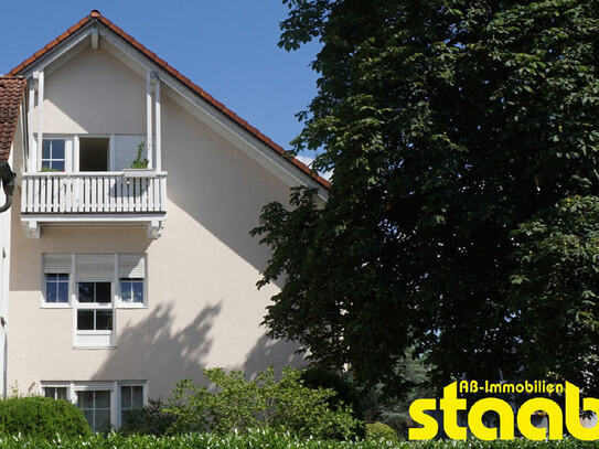 GERÄUMIGE DACHGESCHOSSWOHNUNG MIT STADTBLICK AM GODELSBERG!