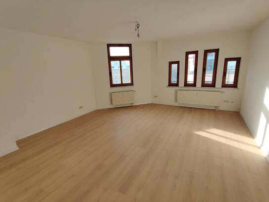 Schöne 3-Raum-Wohnung im DG in Zwickau-Pölbitz