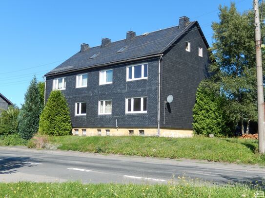 Wohnung in Mehrfamilienhaus (EG) in Lehesten