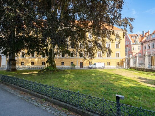 Exklusives Gemeinschaftsbüro im Schloss Thurn und Taxis