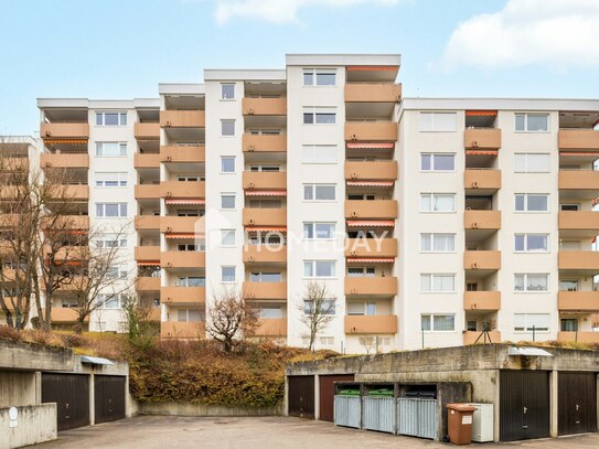 Bezugsfreier, renovierungsbedürftiger Rückzugsort mit Aufzug, Balkon und Tiefgarage in Top-Lage!