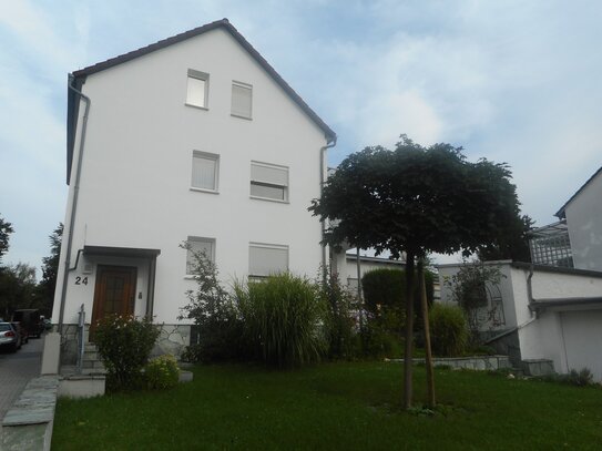 Gemütliche 3 Z.-DG.-Whg. 50 m² Frankfurt-Eschersheim