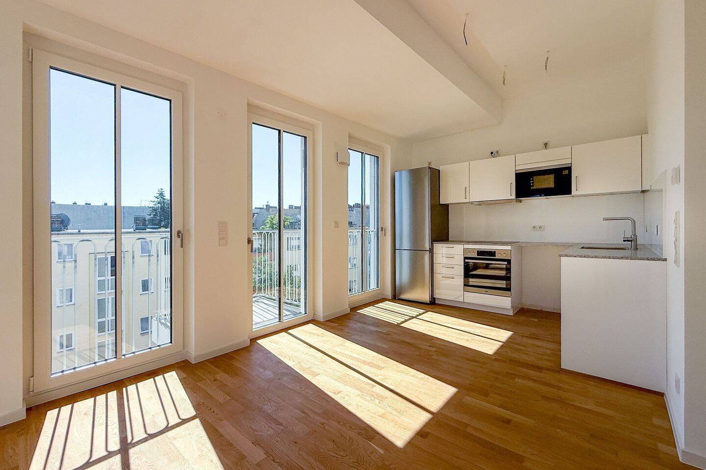 Kompakte 2 Zimmerwohnung nah Mierendorffplatz - Weitblick aus dem 4. Obergeschoss - Photo 1