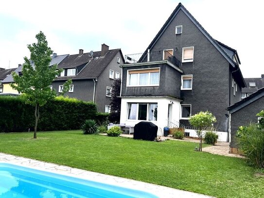 Charmantes Drei-Familienhaus mit Garten, Pool, Garage und vielen Möglichkeiten