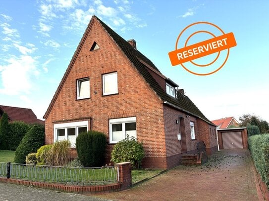 * RESERVIERT * Klassisches Einfamilienhaus mit Charme in solider Massivbauweise