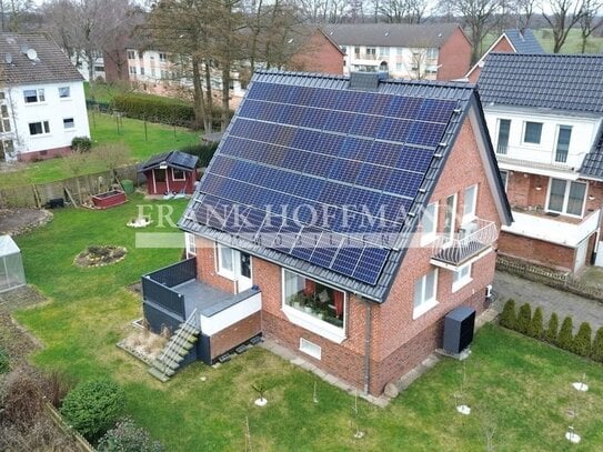 Energetisch modernisiertes Einfamilienhaus mit großzügigem Garten in Wrist