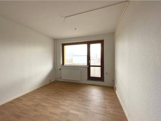 Gemütliche Wohnung mit sonnigem Balkon und erfrischender Dusche!