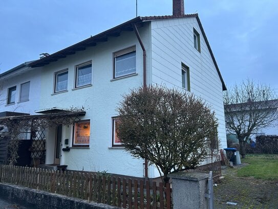 Gestaltbare Doppelhaushälfte mit Balkon, Terrasse und Garten in ruhiger Wohnlage von Munderkingen