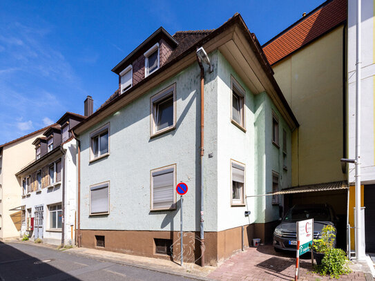 Charmantes Mehrfamilienhaus mit immensem Potential im Herzen vom Bad Mergentheim