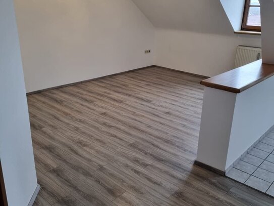 Ein-Zimmer-Galerie-Wohnung ohne Balkon in Schopfloch