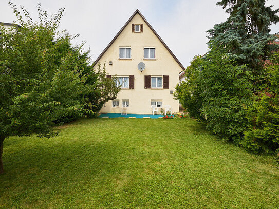 Einfamilienhaus in begehrter Lage von Stuttgart-Vaihingen - Viel Potenzial für Ihr Traumhaus!