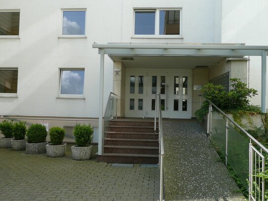 Bad Salzuflen Innenstadt, lichtdurchflutete 2,5-Zimmer-Wohnung, 68 m², 4. OG