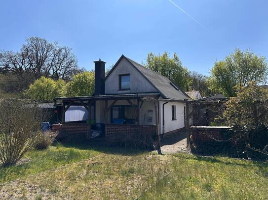 Einfamilienhaus mit Nebengelass auf großem Grundstück – naturnah und ruhig in Binz gelegen