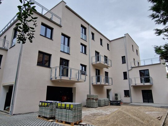 Energieeffizienter Neubau mit Fahrstuhl und Balkon - Erstbezug