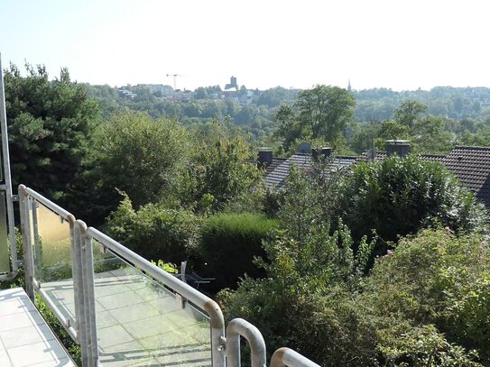 Exklusiver Fernblick! - Attraktive, sehr großzügige Maisonette-ETW mit 2 Balkonen in BO-Dahlhausen