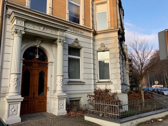 Say hello to: Großzügige Büroflächen in historischem Altbaugebäude