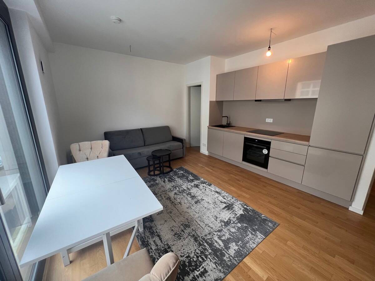 OFEENE BESICHTIGUNGEN (Beschreibung): NEUBAU 2-Zi, 48m², W-Bad, bodentiefe Fenster, PER SOFORT - Photo 1