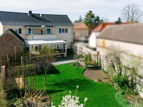 Familientraum mit Seeblick - kernsaniert und mit viel Wohnfläche