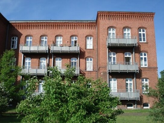 ansprechende, helle 1-Zi. Wohnung mit Balkon