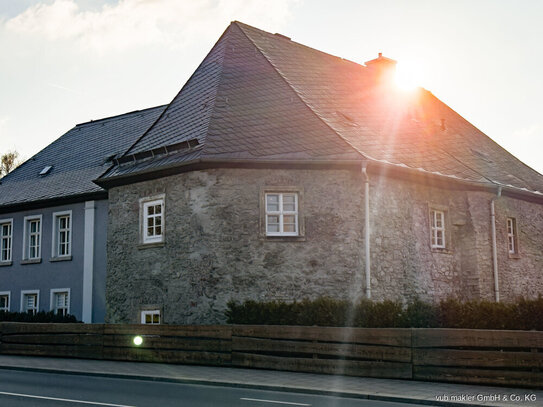 Außergewöhnliche Immobilie: von der mittelalterlichen Kapelle zum modernen Wohnhaus