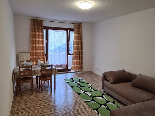 1-Zimmer Apartment, voll möbliert mit Terrasse und Stellplatz in der Tiefgarage