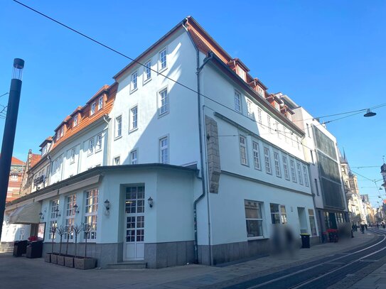 Große 3-Zimmer-Wohnung für Altstadtliebhaber - direkt am Hirschgarten