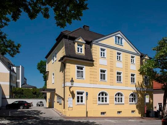 *3 Zimmer Dachgeschosswohnung im Herzen von Dachau zu vermieten*