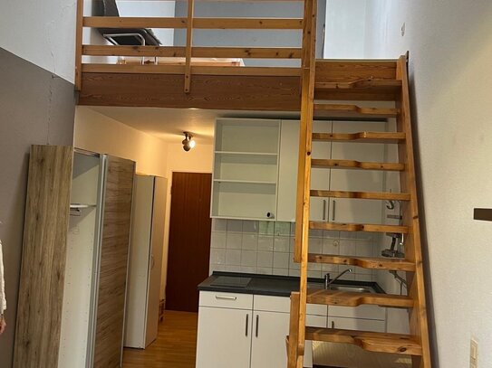 Schönes Appartement mit Galerie - direkt an der Uni