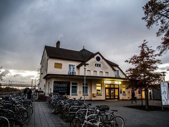 Zentrale Bürofläche im Buchholzer Bahnhof