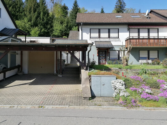 Einfamilienhaus mit Einliegerwohnung in Wembach