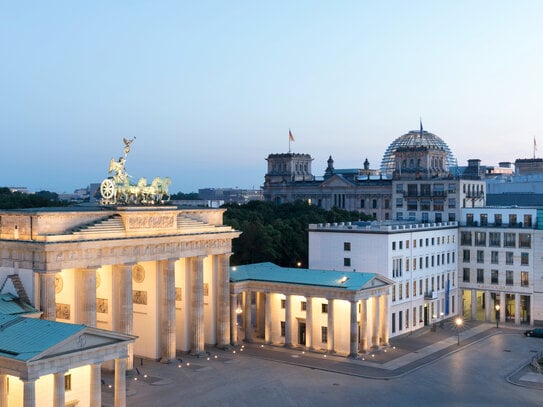 Exklusive Räumlichkeiten am Brandenburger Tor direkt am Pariser Platz - All-in-Miete