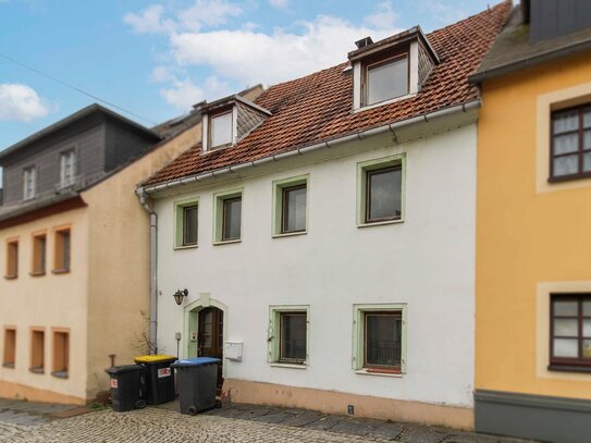 Sanierungsobjekt mit Garten in zentraler Lage von Oederan