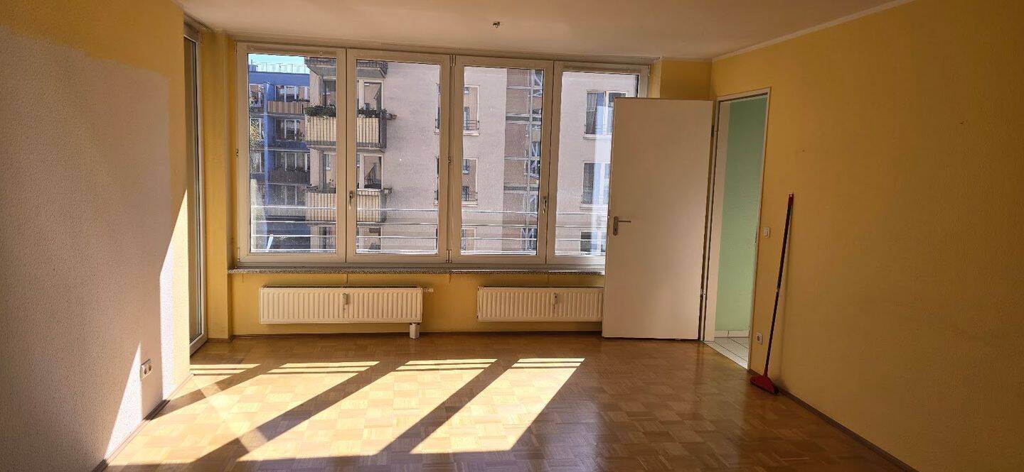 1 Monat mietfrei für Renovierung, 2 Zimmer in den Annenhöfen - Foto 1