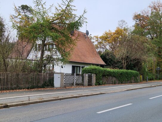 Bauplatz in Nürnberg mit Altbestand ( Abbruch )