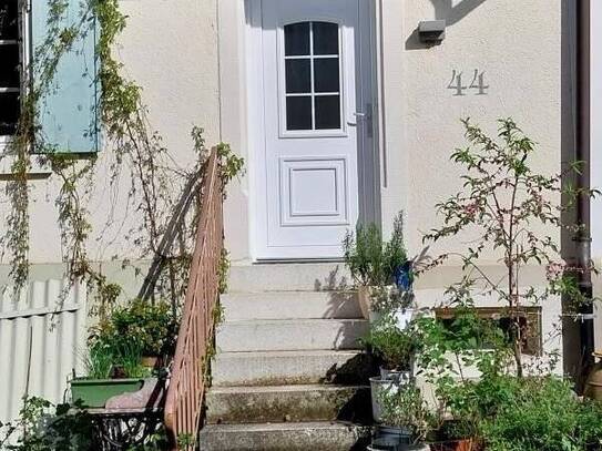270.000 EUR!! Charmante, gemütliche Doppelhaushälfte in 76534 Baden Baden/ Steinbach