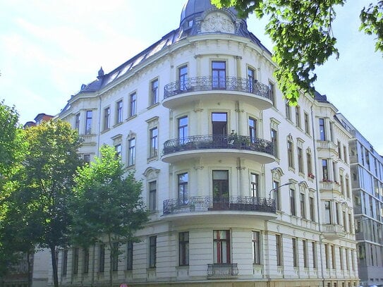 Hochwertiges Altbau Mehrfamilienhaus zum Kauf