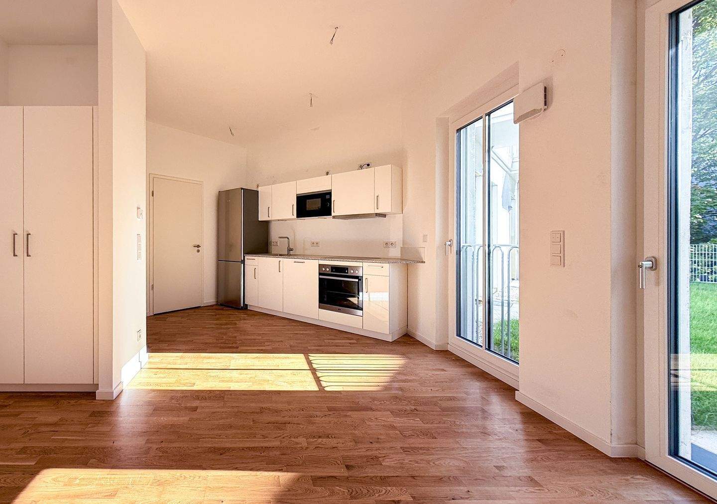 Geräumige 1-Zimmerwohnung, Süd-West-Ausrichtung mit Gartenzugang - Foto 1